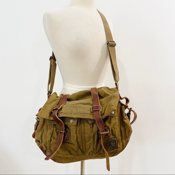 Belstaff ORIGINAL mountain bag 556 messenger bag PRICE FIRM - Picture 1 of 16
